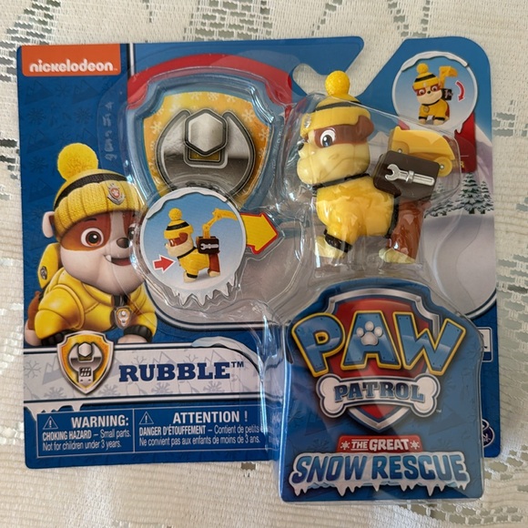 Walmart PAW Patrol, Everest Toy Snow Plow Vehicle with  Paw Patrol The Great Snow Rescue & Everest Snow Plow Toys Figures Chase Marshall